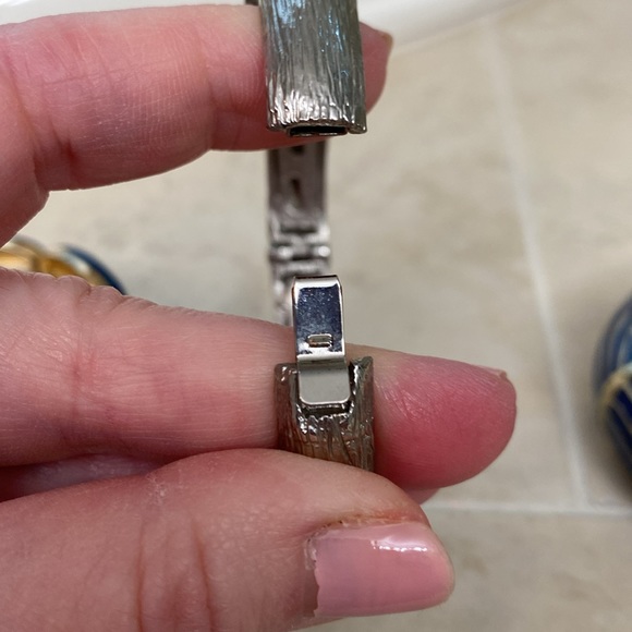 Trio of blue bracelets - Picture 3 of 4